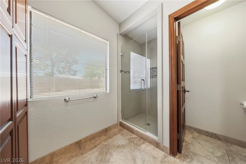 5555 Palmyra, Las Vegas, NV 89146