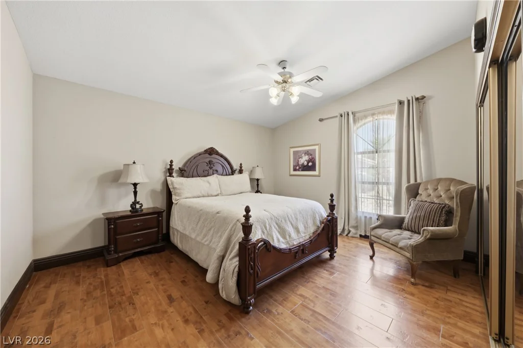 5555 Palmyra, Las Vegas, NV 89146