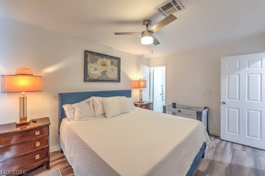 1851 Hacienda, Las Vegas, NV 89119