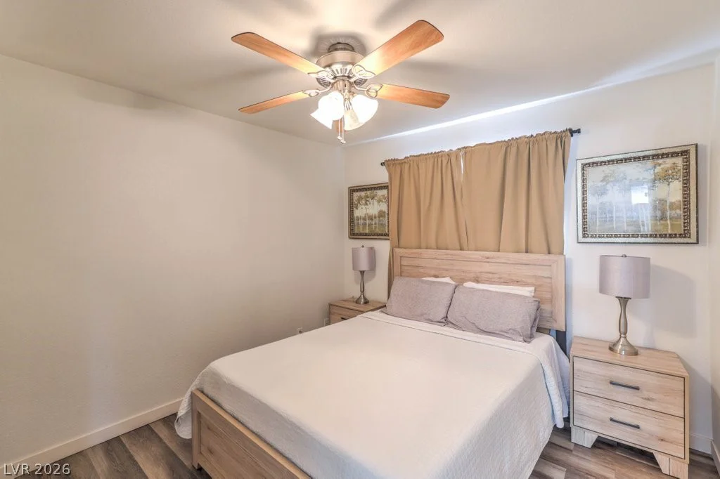 1851 Hacienda, Las Vegas, NV 89119