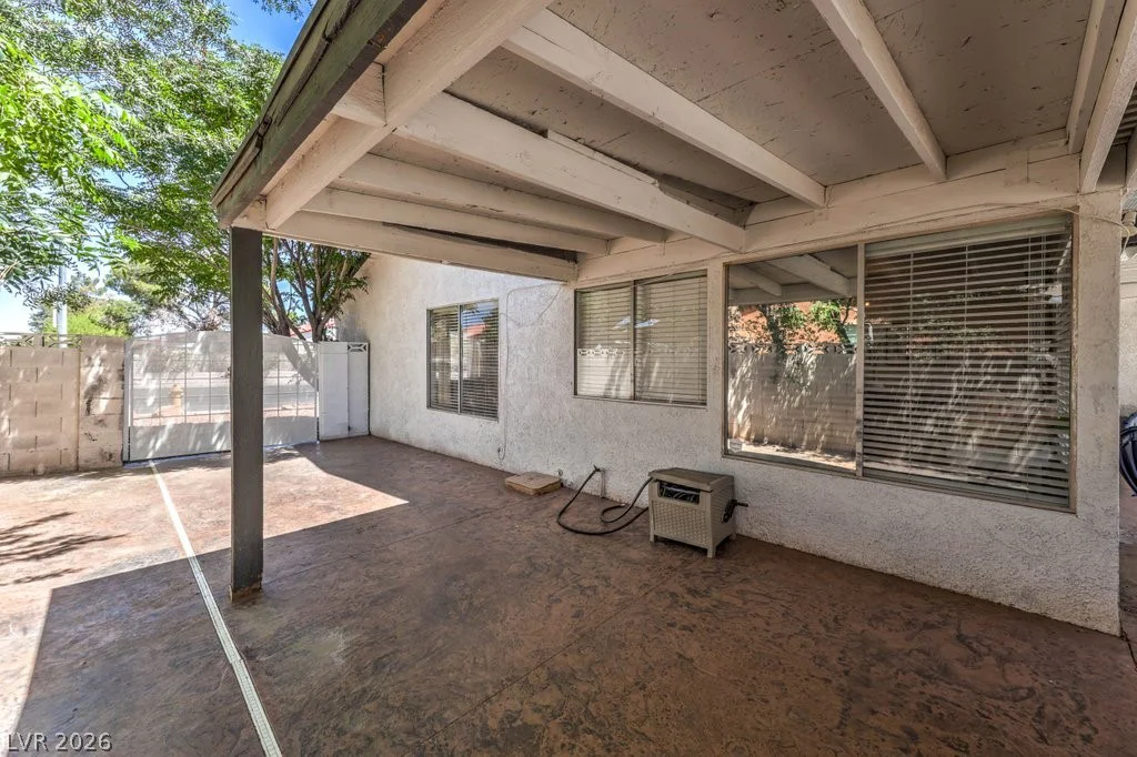 1851 Hacienda, Las Vegas, NV 89119