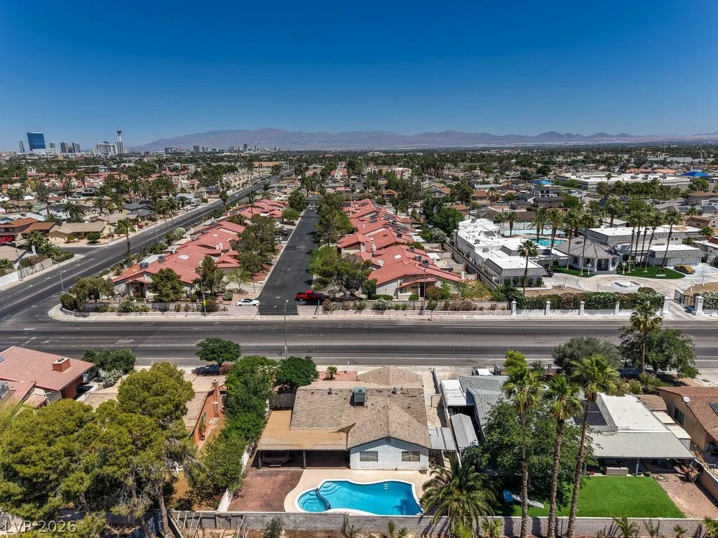 1851 Hacienda, Las Vegas, NV 89119