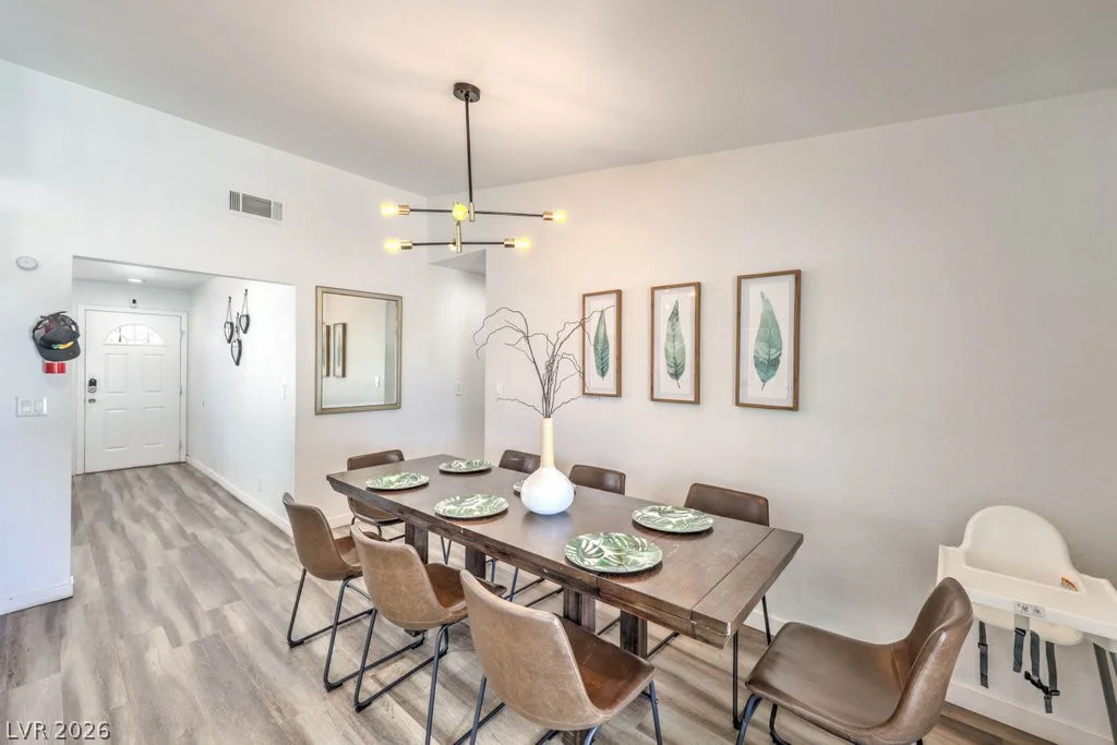 1851 Hacienda, Las Vegas, NV 89119