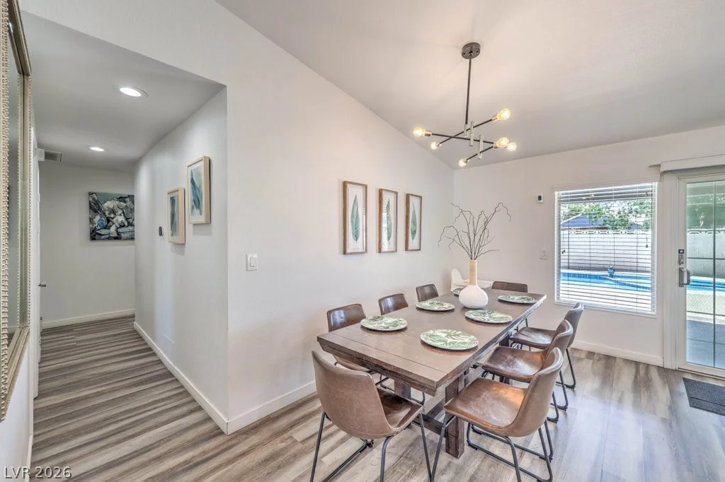 1851 Hacienda, Las Vegas, NV 89119