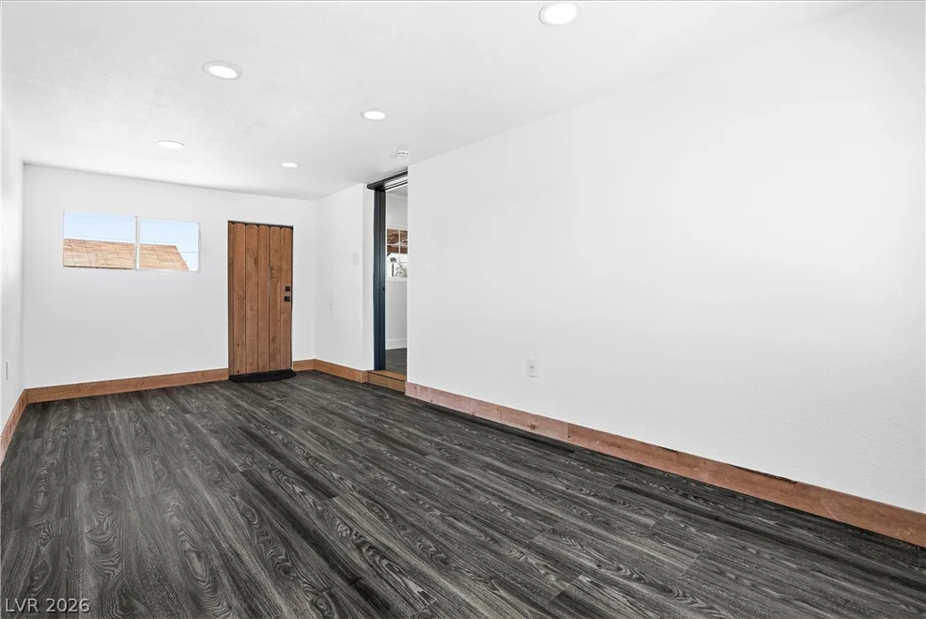 1809 Oakwood, North Las Vegas, NV 89030