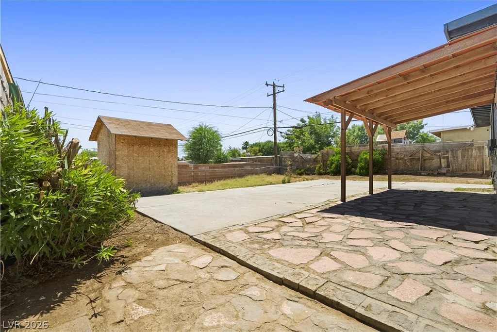 1809 Oakwood, North Las Vegas, NV 89030
