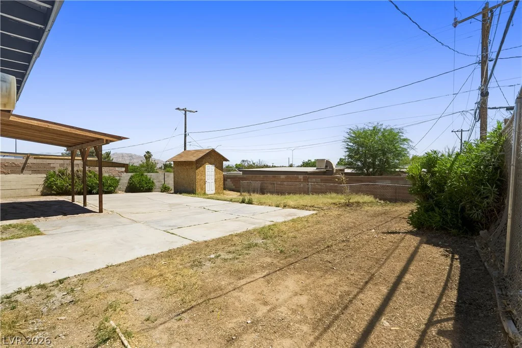 1809 Oakwood, North Las Vegas, NV 89030