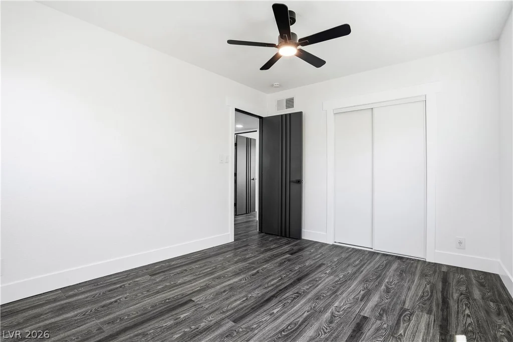 1809 Oakwood, North Las Vegas, NV 89030