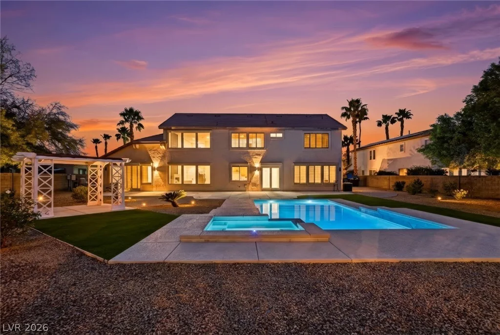 10658 Chillingham, Las Vegas, NV 89183