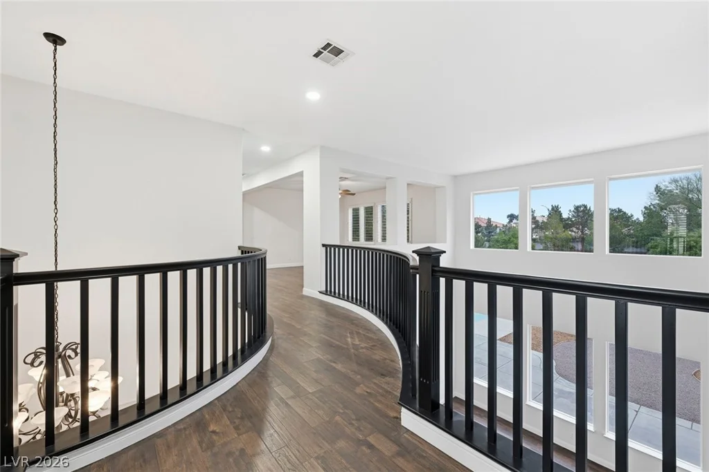 10658 Chillingham, Las Vegas, NV 89183