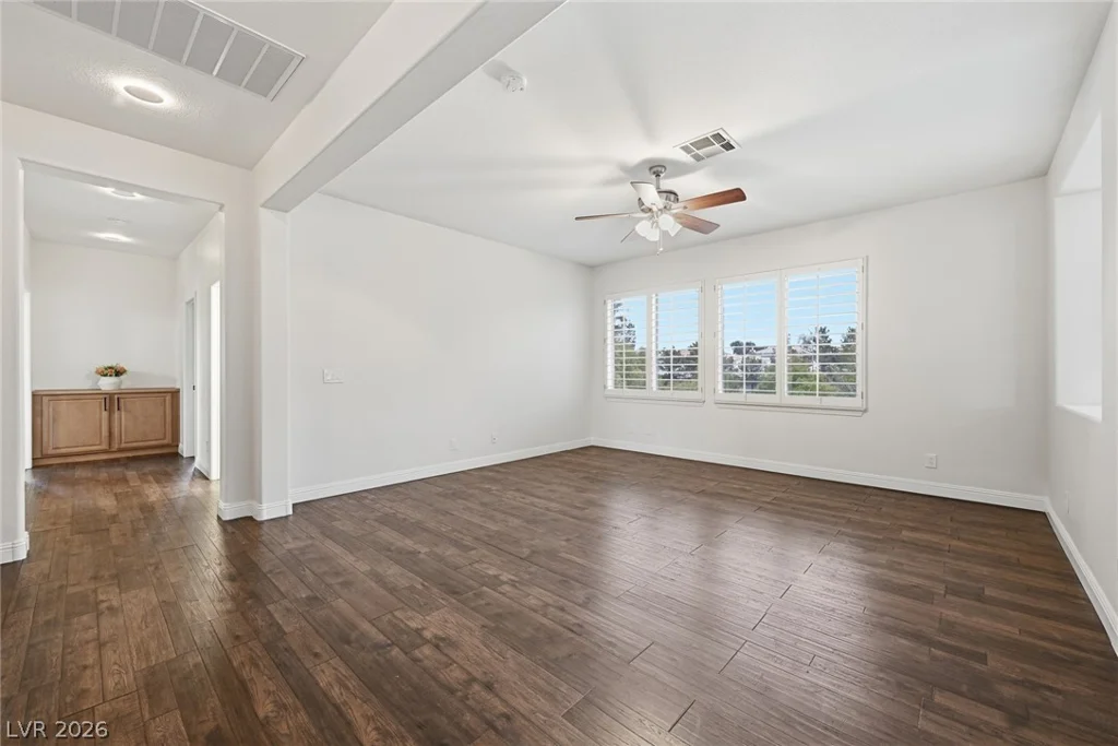 10658 Chillingham, Las Vegas, NV 89183
