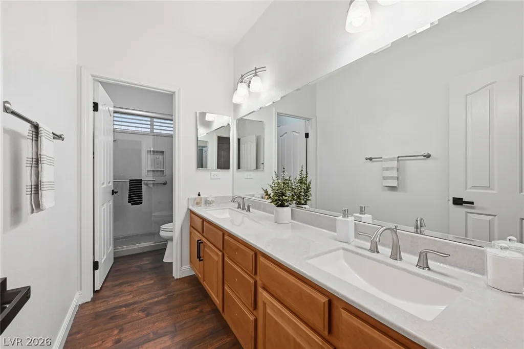 10658 Chillingham, Las Vegas, NV 89183