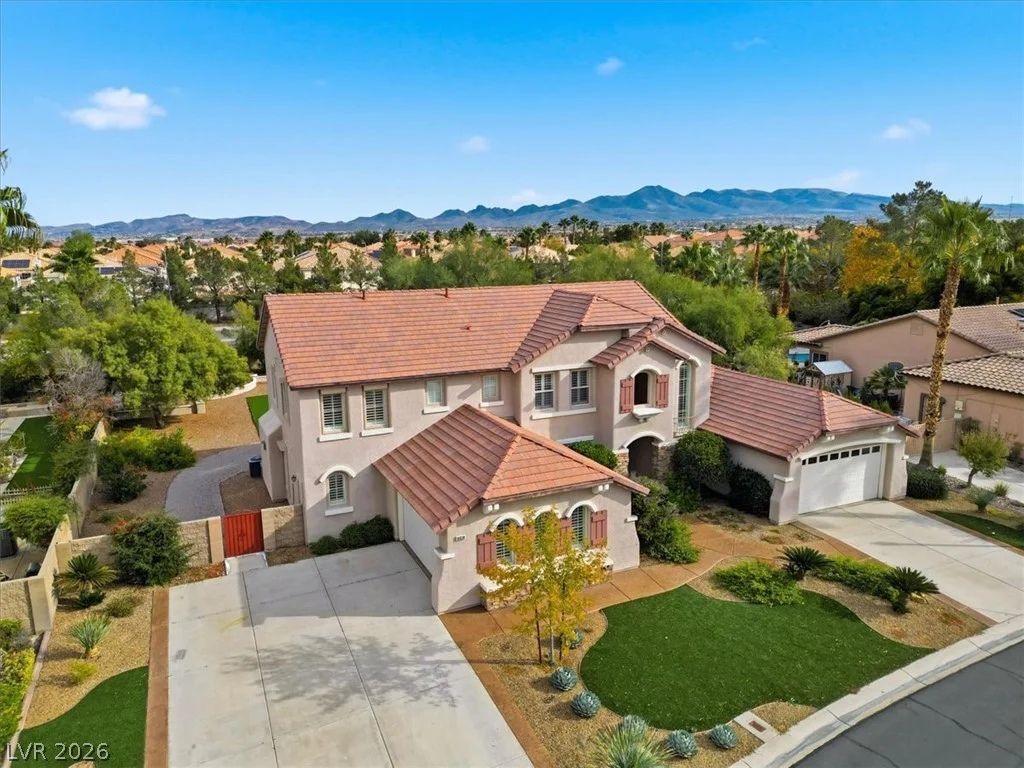 10658 Chillingham, Las Vegas, NV 89183