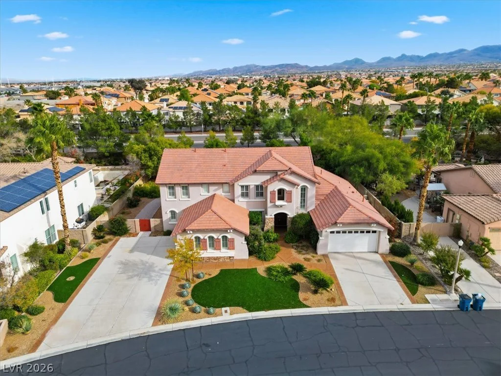 10658 Chillingham, Las Vegas, NV 89183
