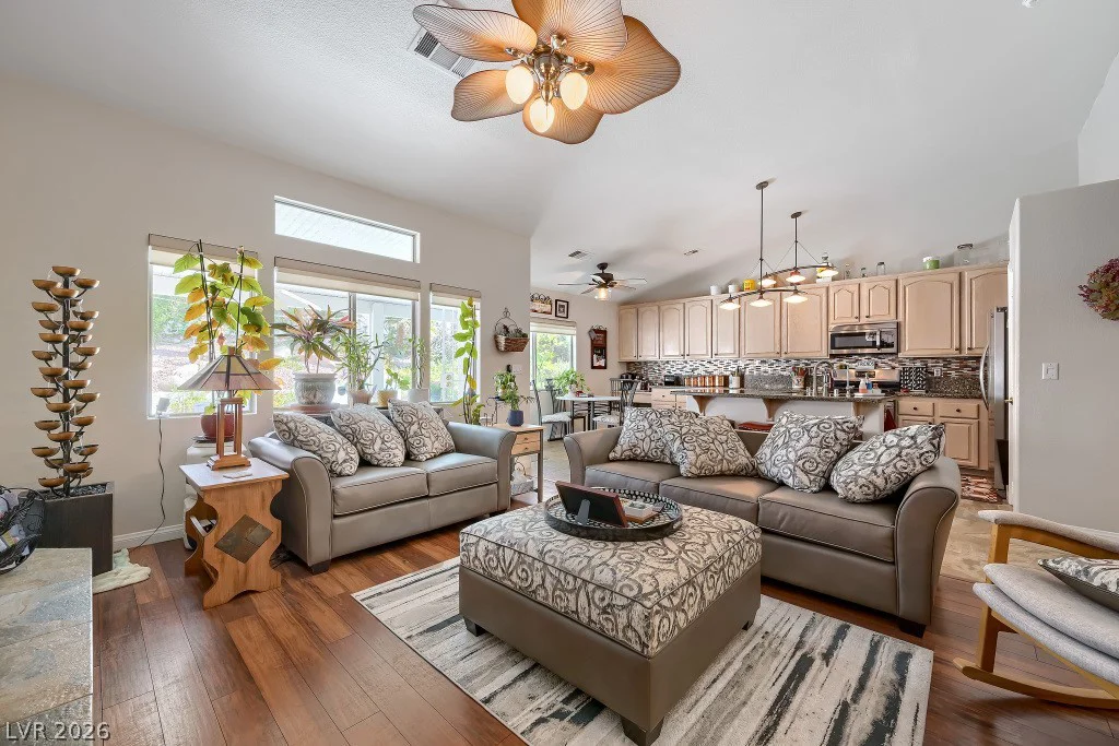 1771 Clear River Falls, Henderson, NV 89012
