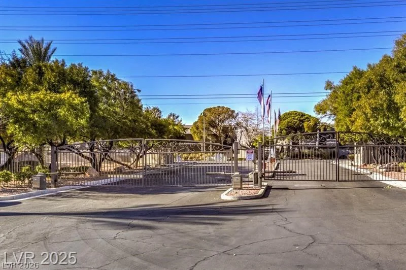 2750 Durango, Las Vegas, NV 89117
