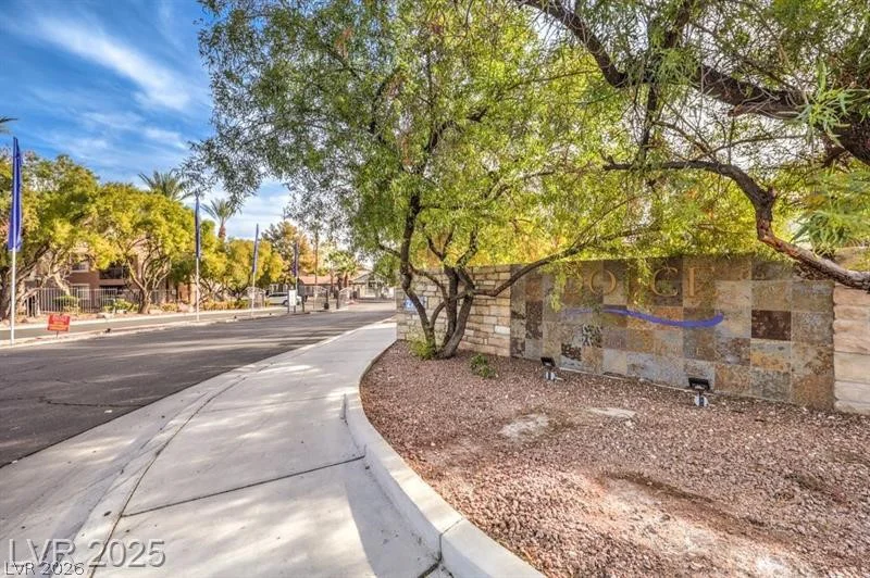 2750 Durango, Las Vegas, NV 89117