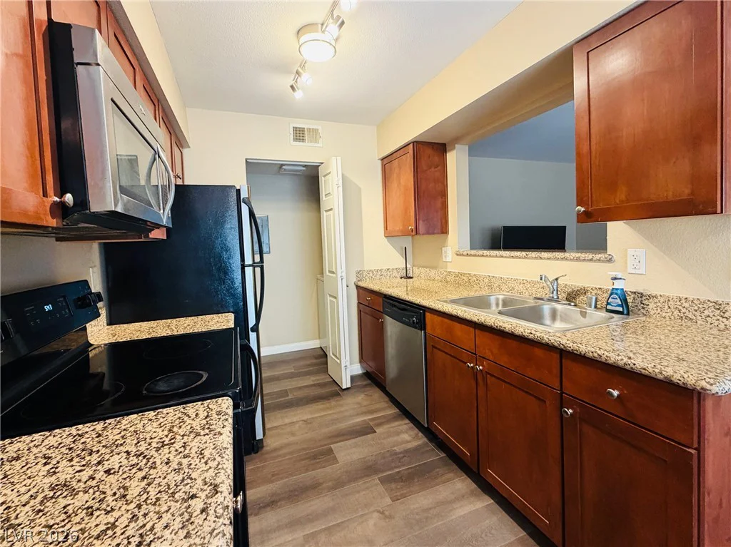 2750 Durango, Las Vegas, NV 89117