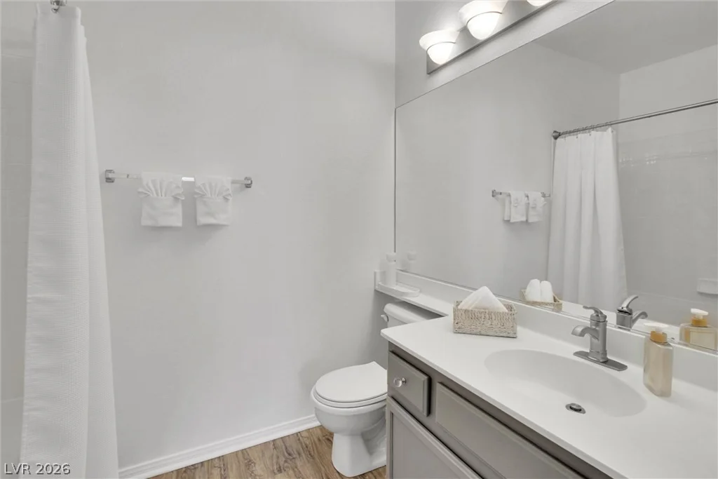 3815 Juno Beach, Las Vegas, NV 89129