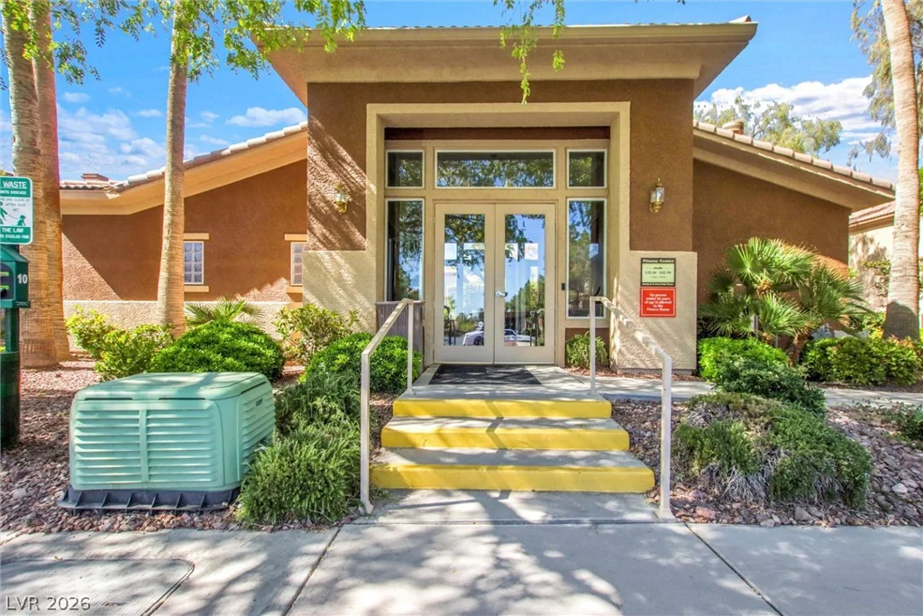3815 Juno Beach, Las Vegas, NV 89129