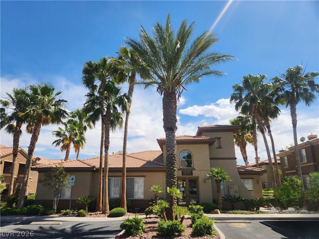 3815 Juno Beach, Las Vegas, NV 89129