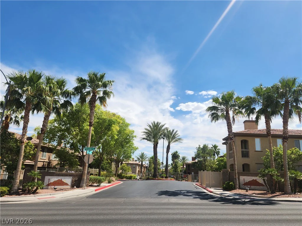 3815 Juno Beach, Las Vegas, NV 89129