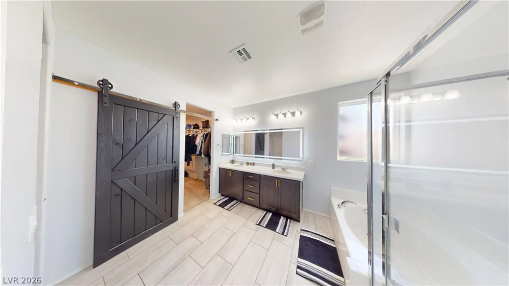 6940 Unicorn, Las Vegas, NV 89131