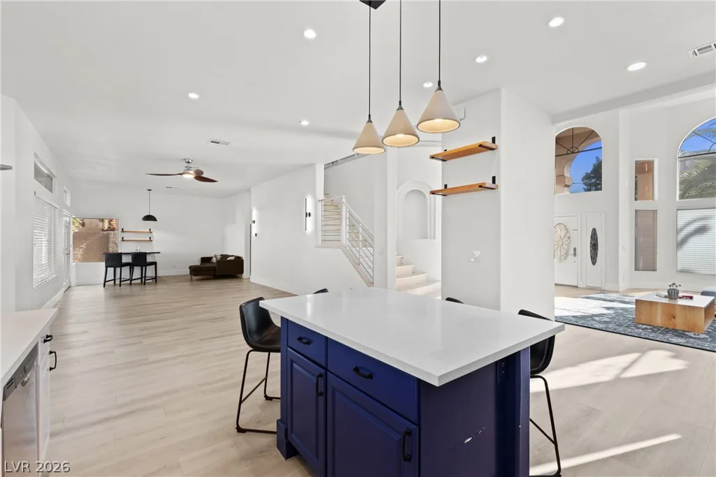 118 Weatherwood, Henderson, NV 89074
