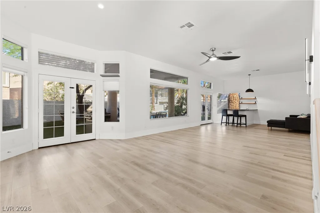 118 Weatherwood, Henderson, NV 89074