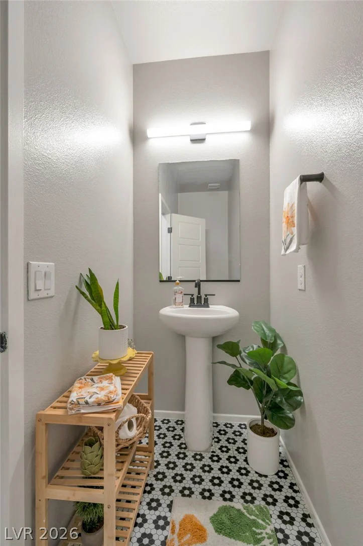 7469 Onyx Star, North Las Vegas, NV 89084