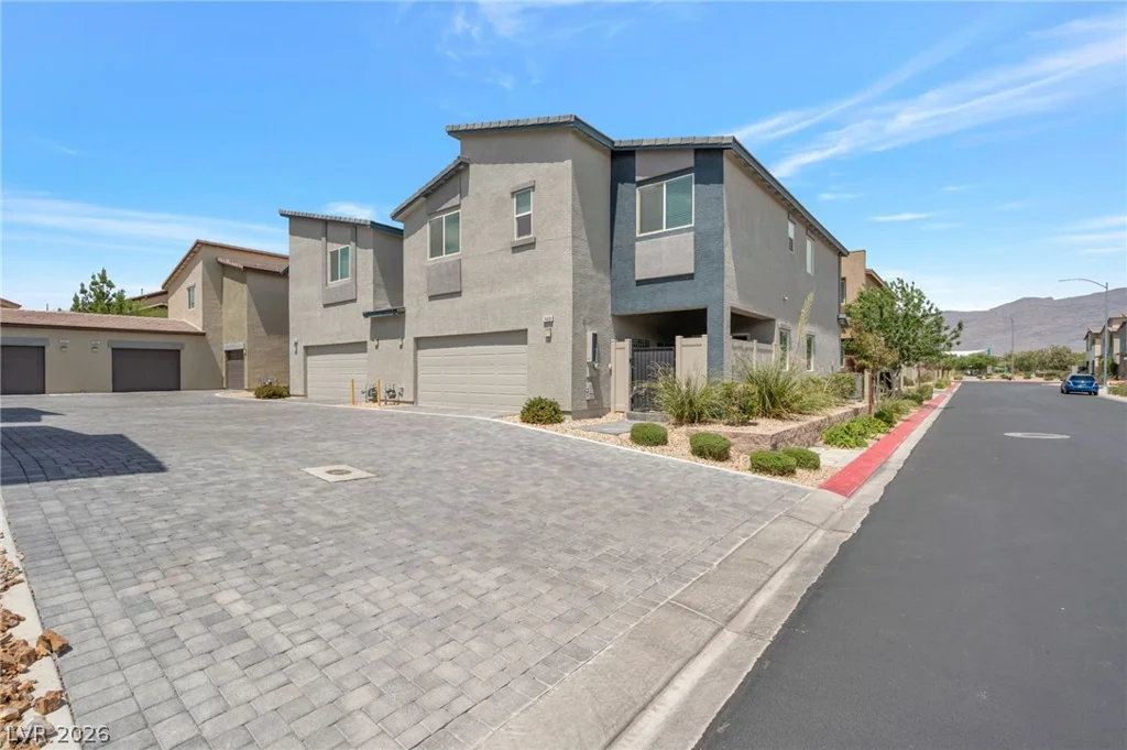7469 Onyx Star, North Las Vegas, NV 89084
