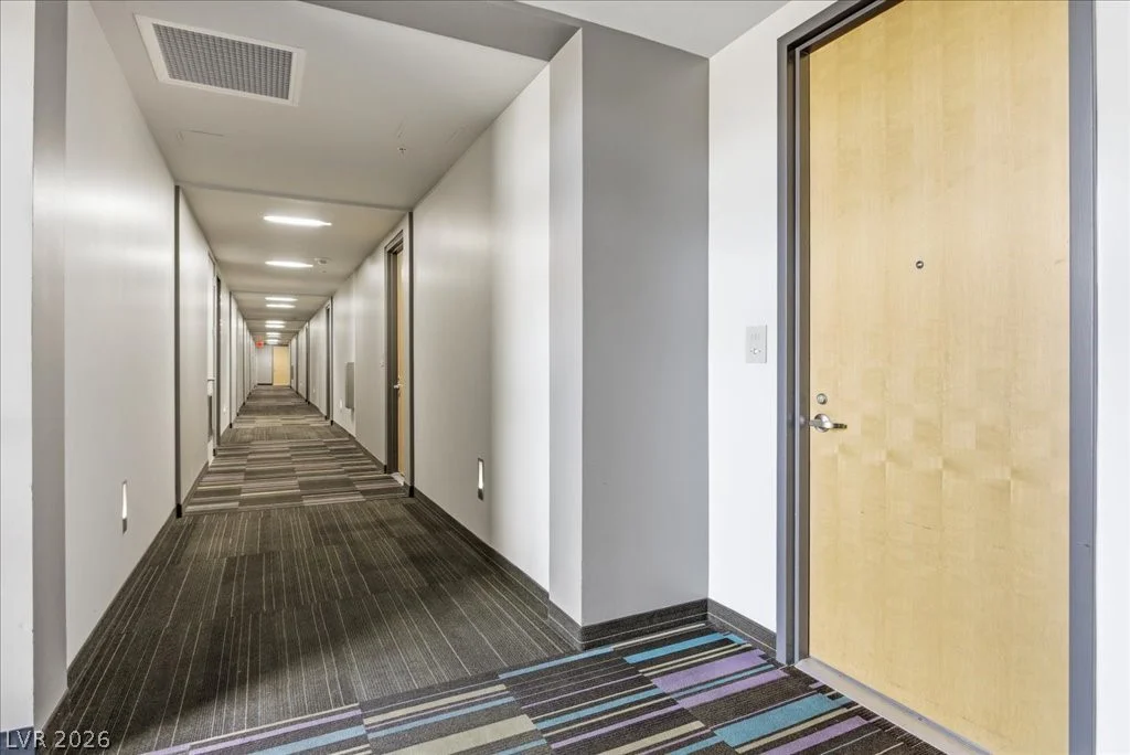 353 Bonneville, Las Vegas, NV 89101
