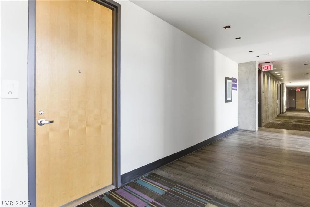353 Bonneville, Las Vegas, NV 89101