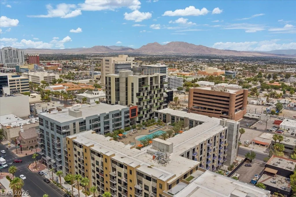 353 Bonneville, Las Vegas, NV 89101
