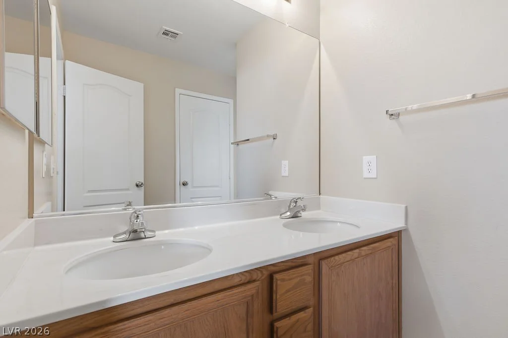 11652 Kindsland, Las Vegas, NV 89183