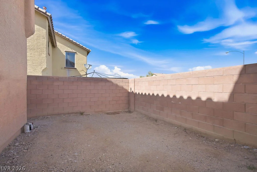 11652 Kindsland, Las Vegas, NV 89183