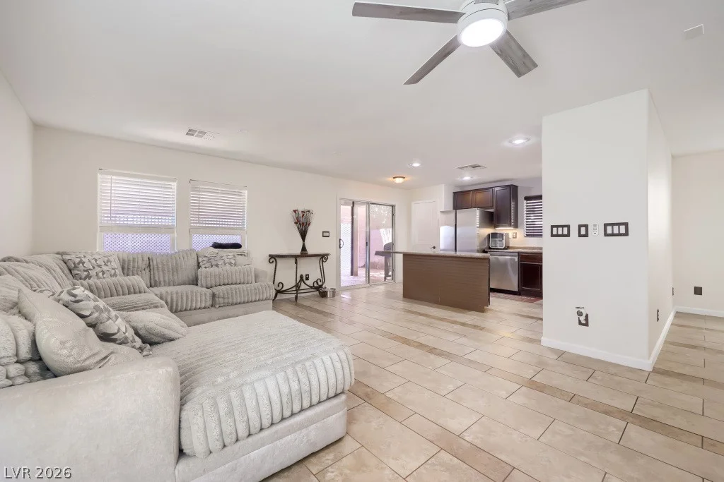 9941 El Corriente, Las Vegas, NV 89178