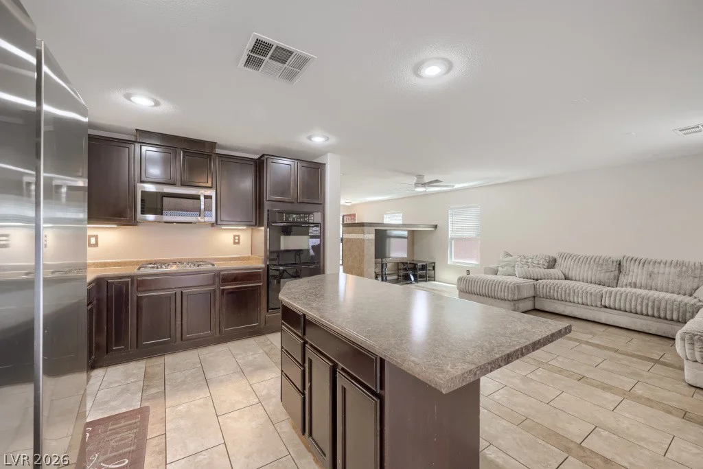9941 El Corriente, Las Vegas, NV 89178