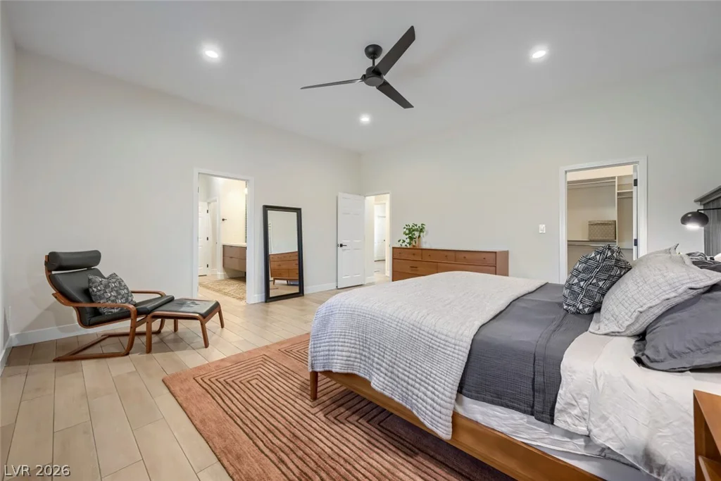400 Lacy, Las Vegas, NV 89107
