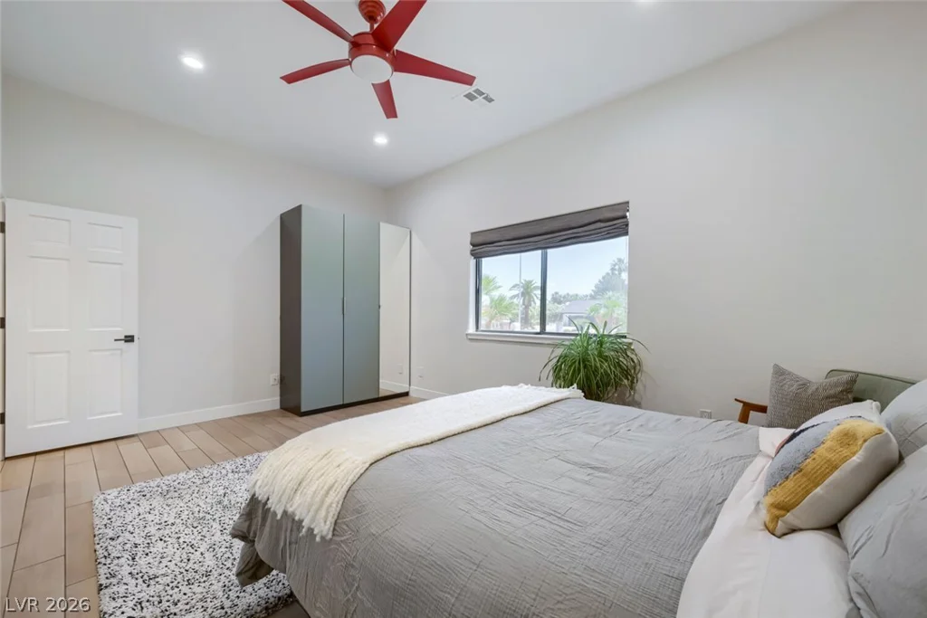 400 Lacy, Las Vegas, NV 89107