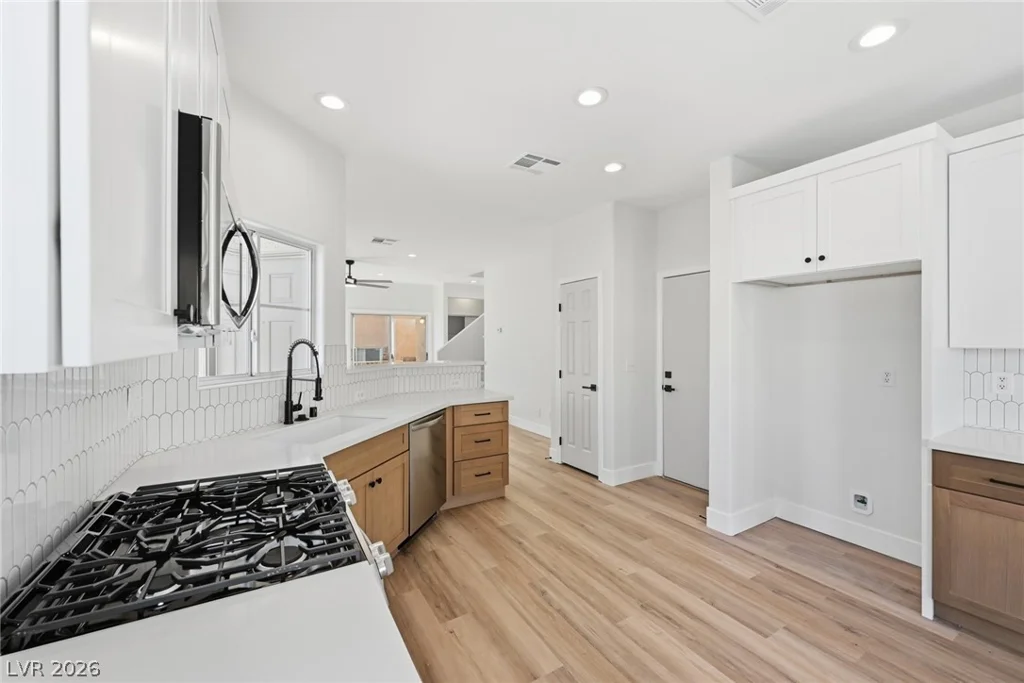 6352 Lonesome Lake, Las Vegas, NV 89148
