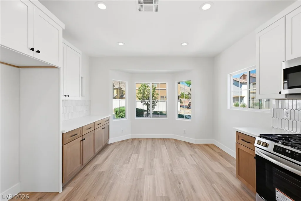 6352 Lonesome Lake, Las Vegas, NV 89148