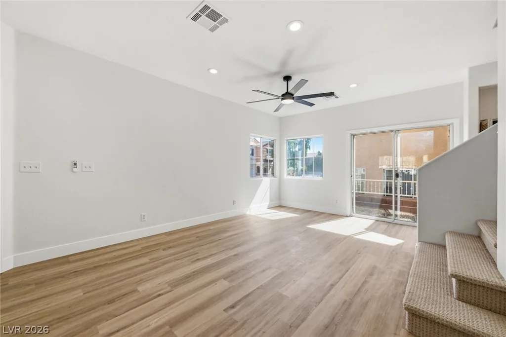 6352 Lonesome Lake, Las Vegas, NV 89148