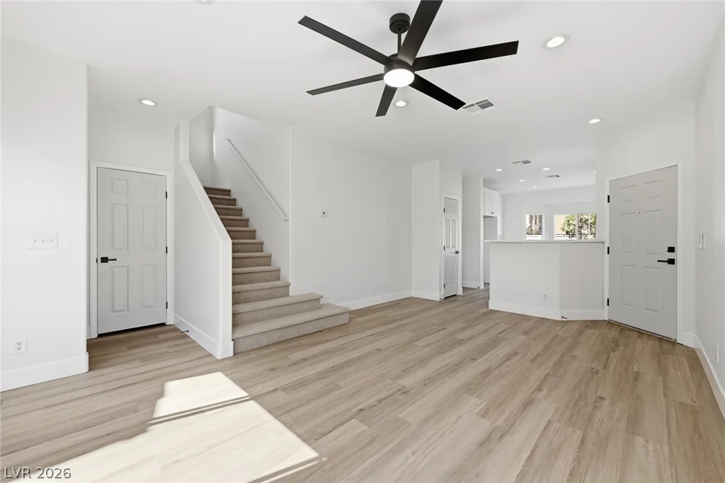 6352 Lonesome Lake, Las Vegas, NV 89148