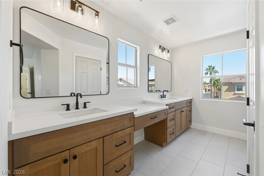6352 Lonesome Lake, Las Vegas, NV 89148