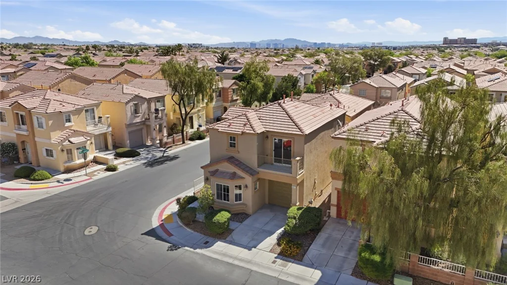 6352 Lonesome Lake, Las Vegas, NV 89148