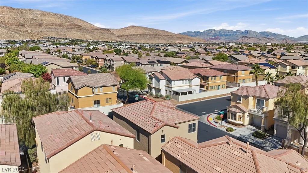 6352 Lonesome Lake, Las Vegas, NV 89148