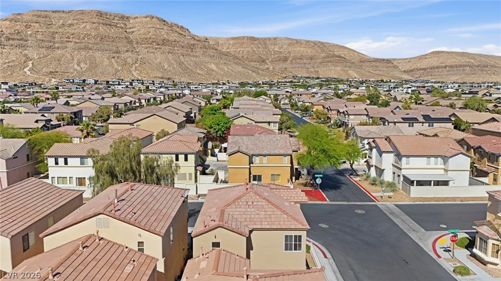 6352 Lonesome Lake, Las Vegas, NV 89148