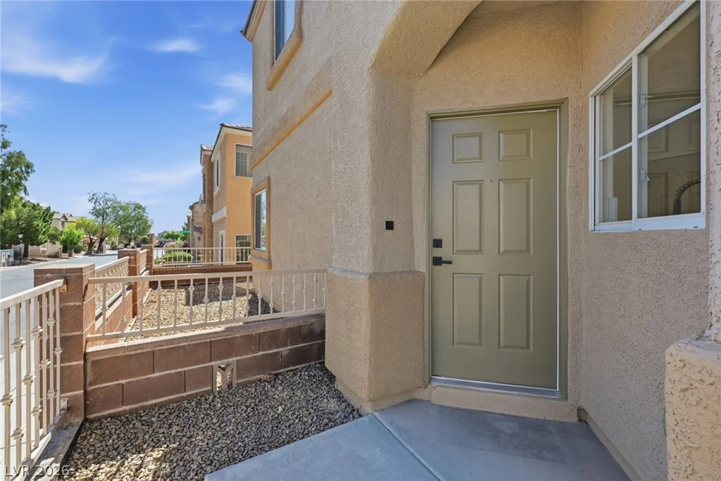 6352 Lonesome Lake, Las Vegas, NV 89148