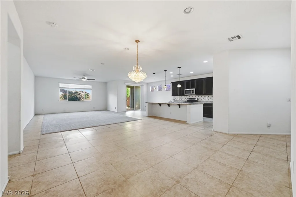7120 Whitford, Las Vegas, NV 89166